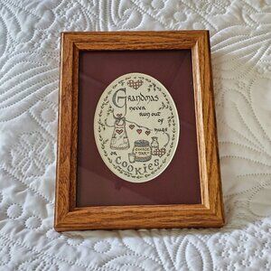Grandmas Never Run Out Of Hugs Or Cookies Framed Wall Art Creative Calligraphy
